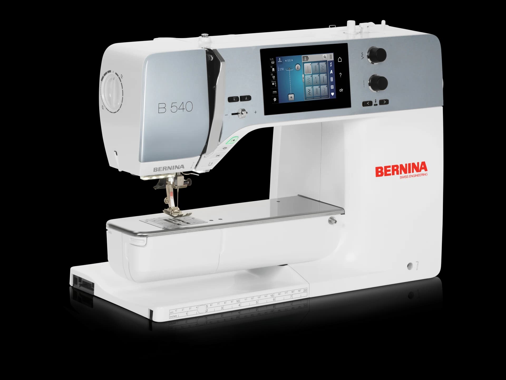 BERNINA 540 — productaanzicht 1