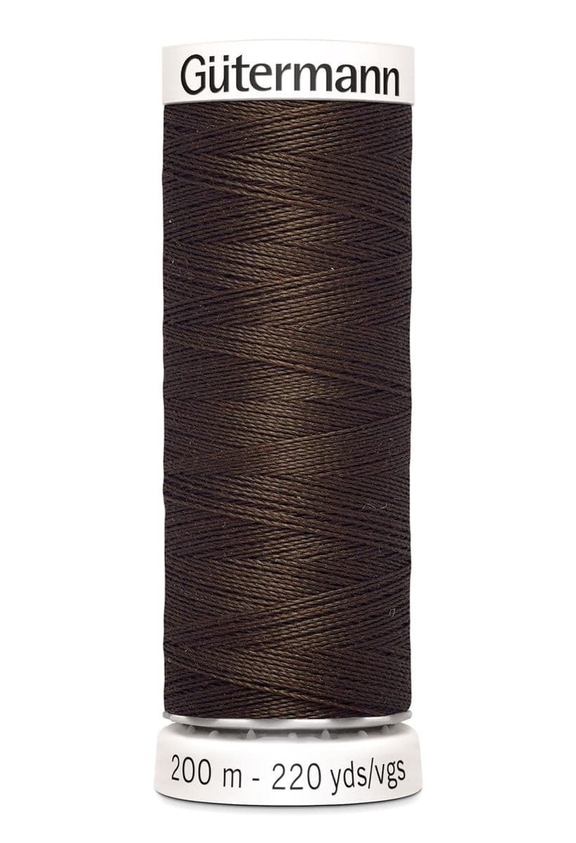 Gütermann Allesnaaigaren 200m kleur 817 — productfoto van kleur 817