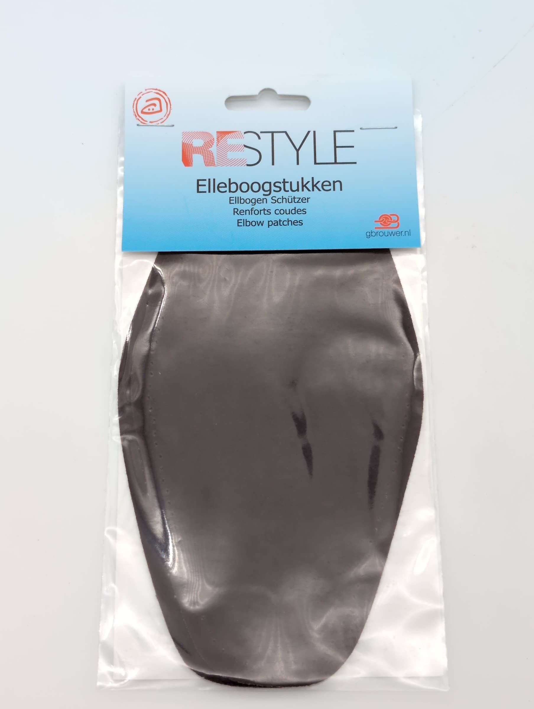 Verpakking met donkerbruine Restyle opstrijkbare elleboogstukken.
