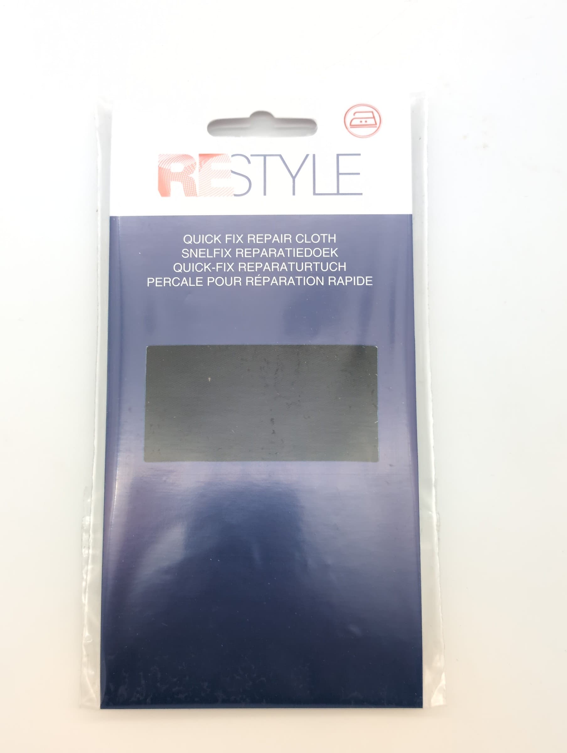 Verpakking van Restyle Snelfix opstrijkbaar reparatiedoek in zwart, 11 x 36 cm.
